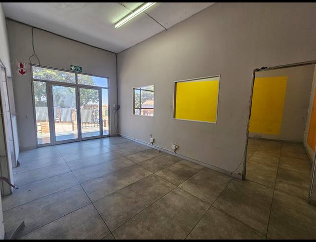 8,120M² WAREHOUSE TO LET IN MEADOWDALE